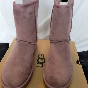 UGG size 8 womens